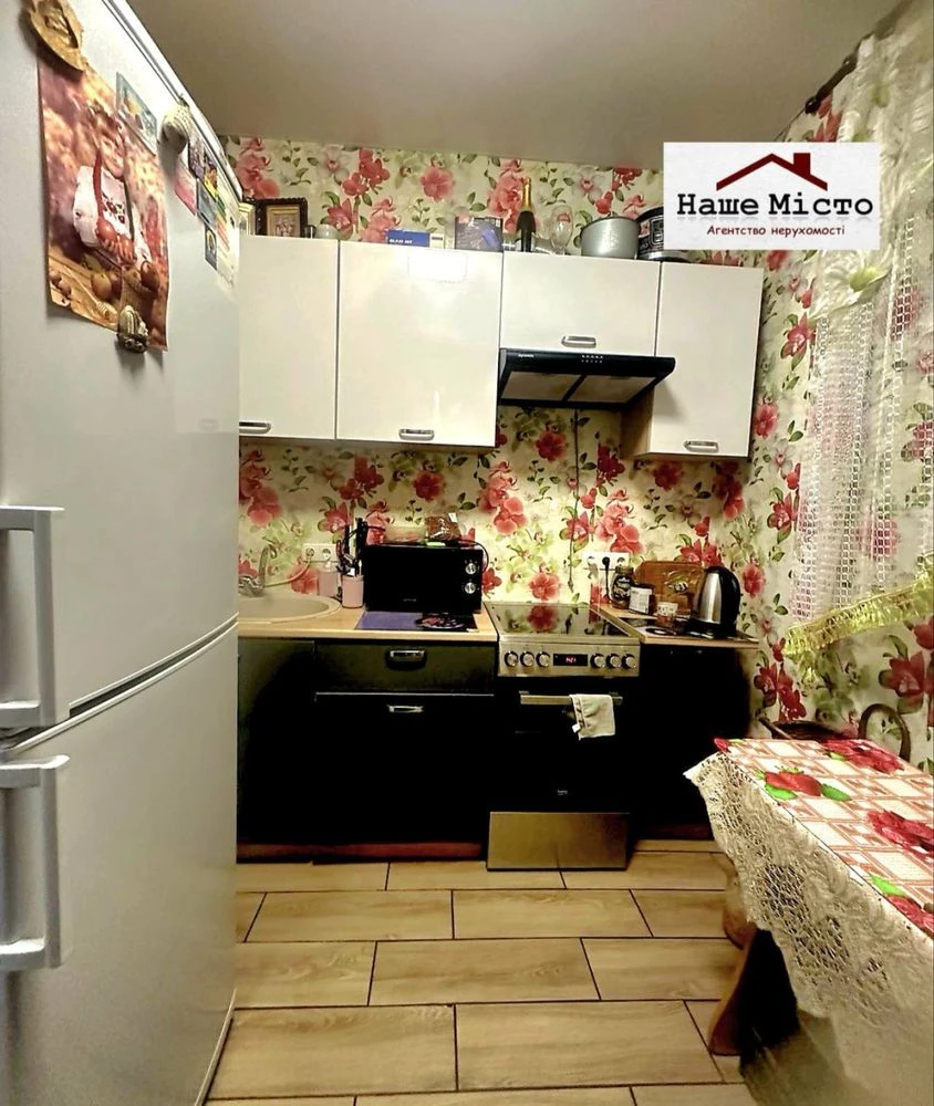Продаж 1 -кв в Клубному 12-ти квартирному Будинку р-н  Розви