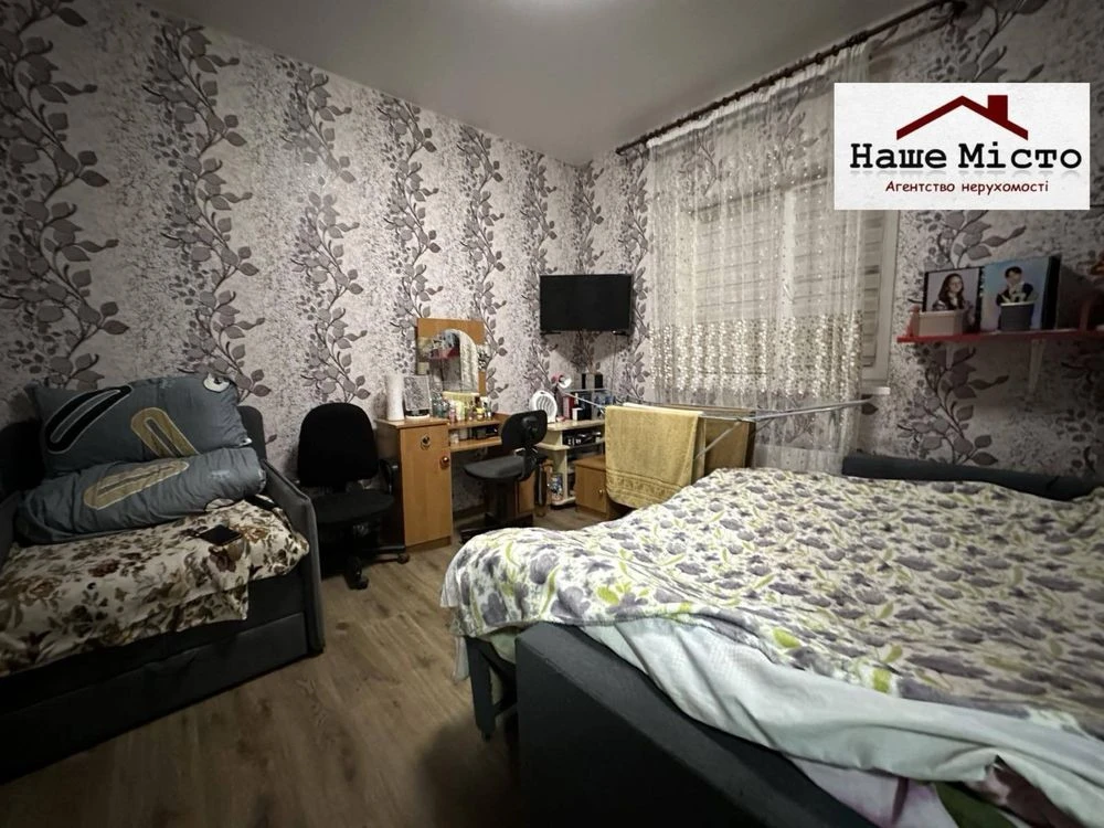 Продаж 1 -кв в Клубному 12-ти квартирному Будинку р-н  Розви
