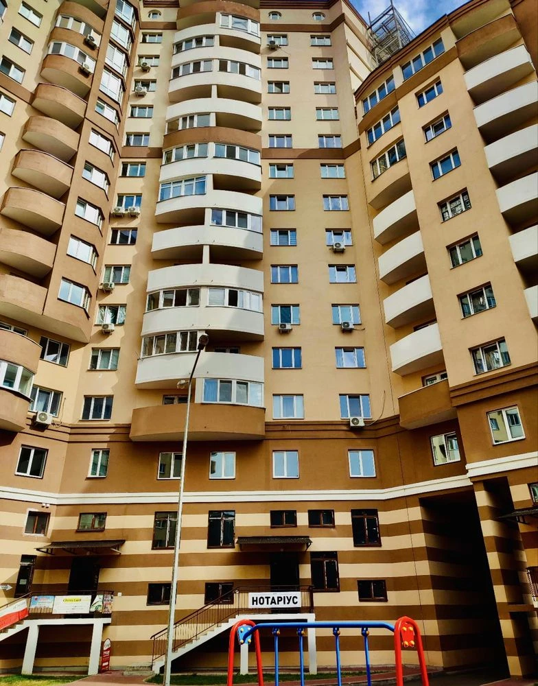 2-кв вул. К. Шлях , 95 м. Бориспіль 70 кв.м ЦЕНТР