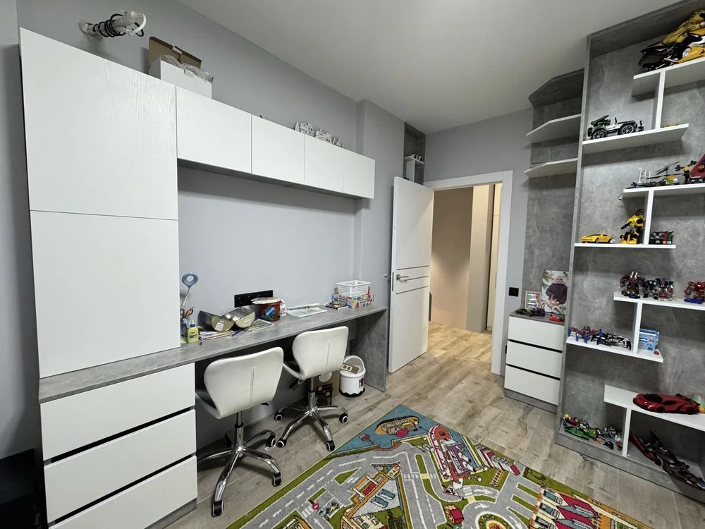 Квартира в ЖК "Графіт", Бориспіль, 2 поверхи, 109 м² с ремонтом