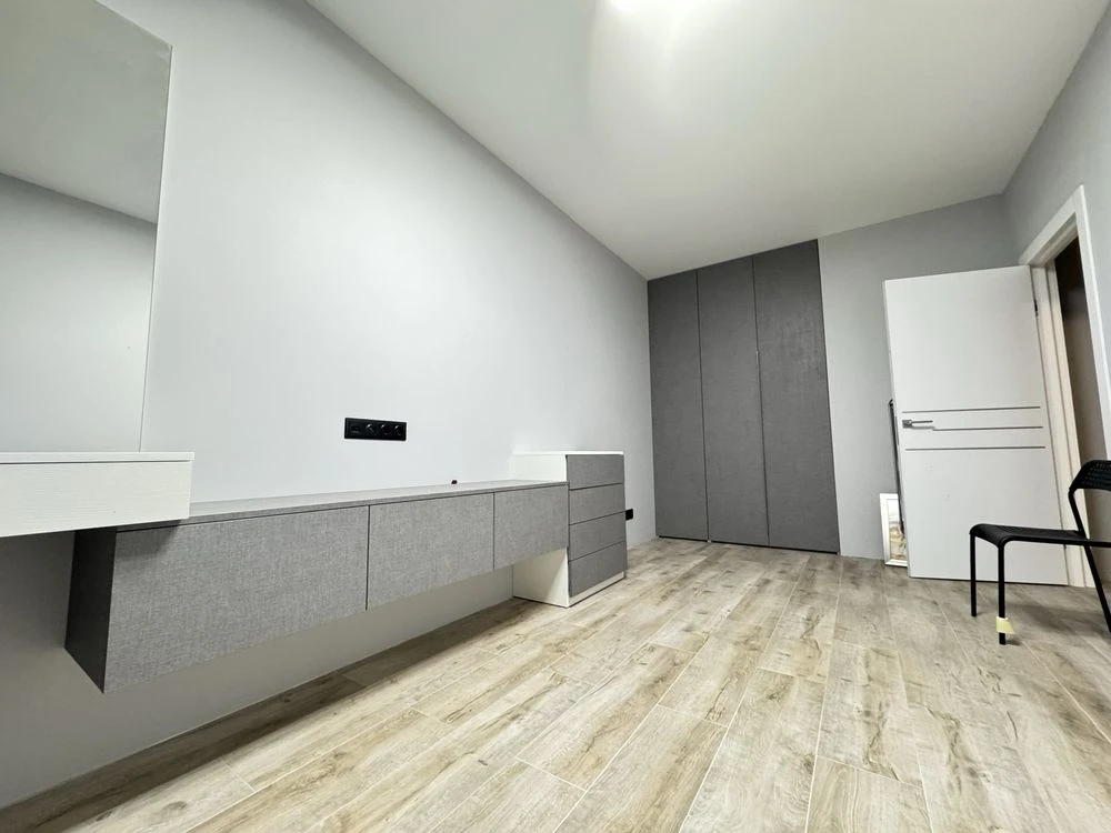 Квартира в ЖК "Графіт", Бориспіль, 2 поверхи, 109 м² с ремонтом