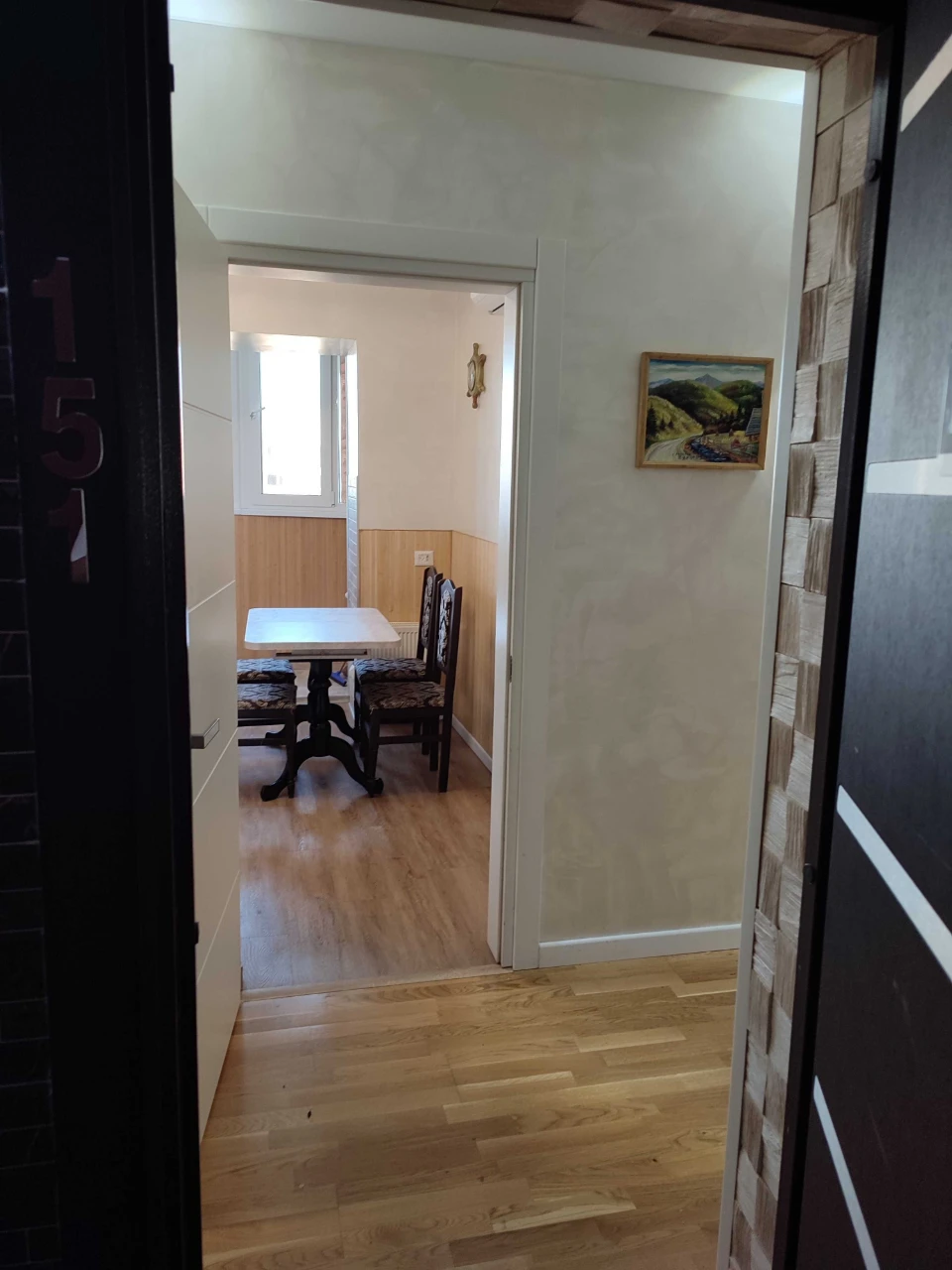 Sale of a 3-room apartment with furniture on Kyiv Street
