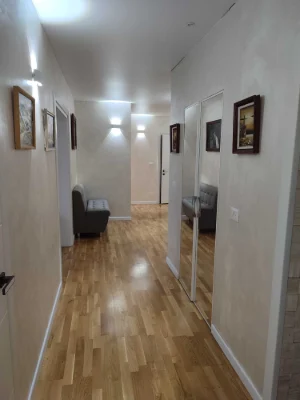 Sale of a 3-room apartment with furniture on Kyiv Street