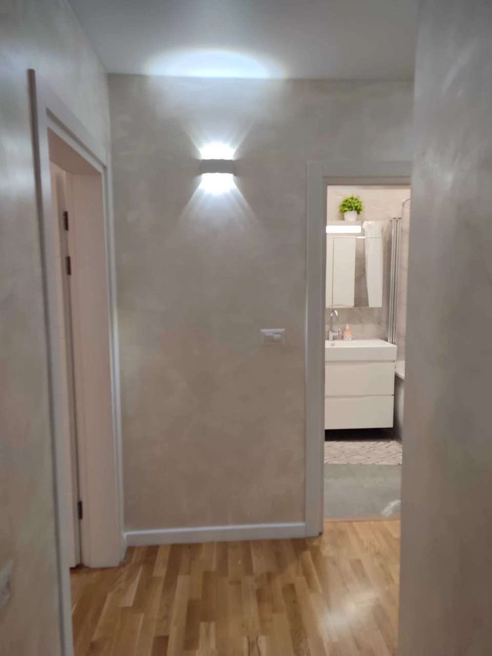 Sale of a 3-room apartment with furniture on Kyiv Street