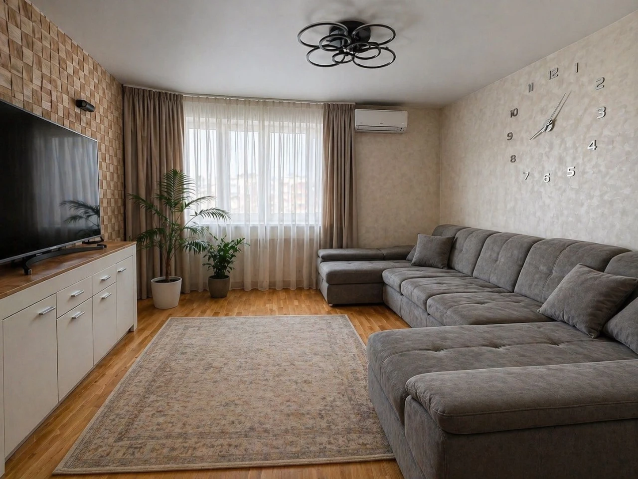 Sale of a 3-room apartment with furniture on Kyiv Street