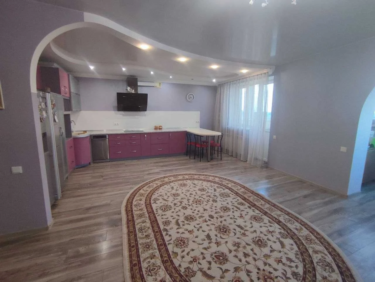 Продаж квартири по вул. Київський шлях 1Д