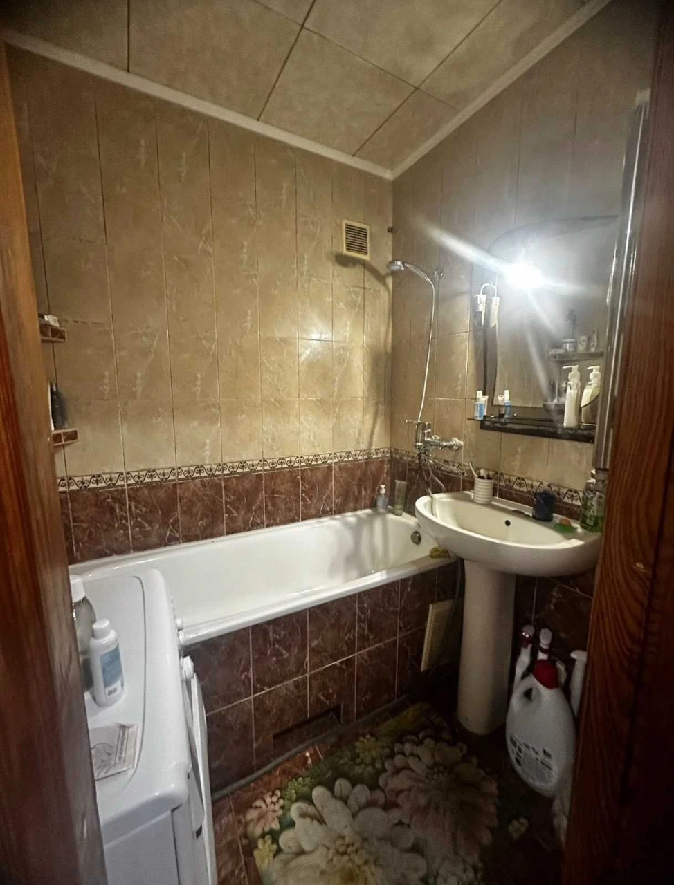 For Sale: 2-room apartment in village Gora