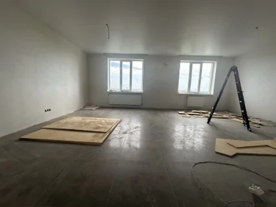 Продаж 2-х рівневоі квартири 135 кв. м по вул. Лютнева  ЖК П