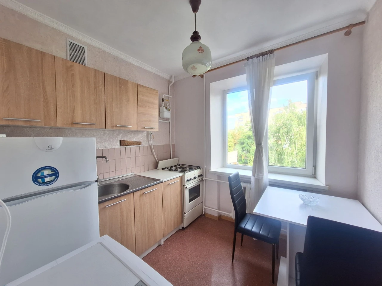 Однокімнатна квартира 35 м² в Лютнева 16, Бориспіль