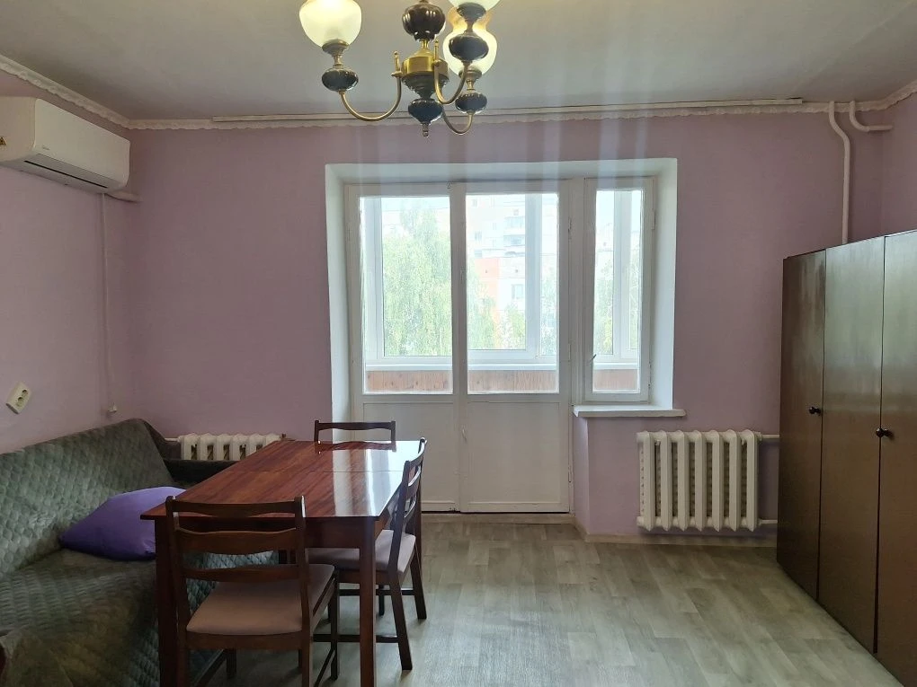Однокімнатна квартира 35 м² в Лютнева 16, Бориспіль