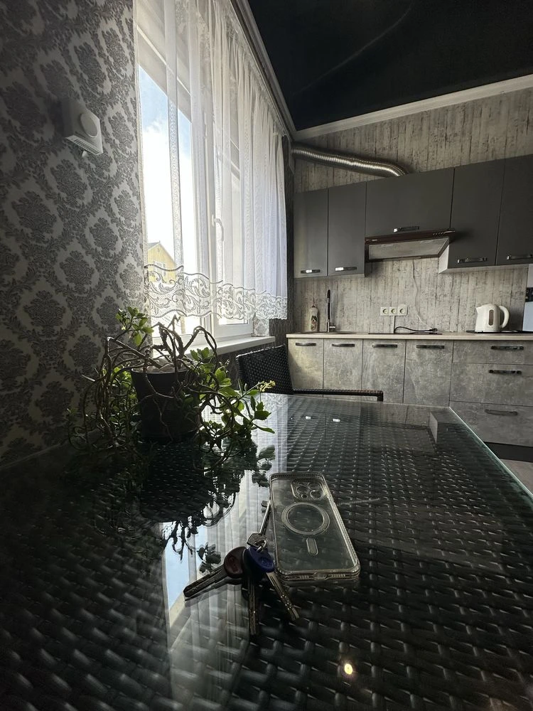 Продаж Евро-двушки в районі Нового Академічного ліцею, провулок Робітничий