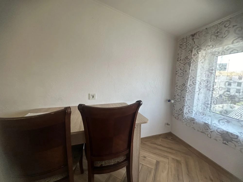 Sale of Euro-apartment on Шевchenko Street, city center 4/4