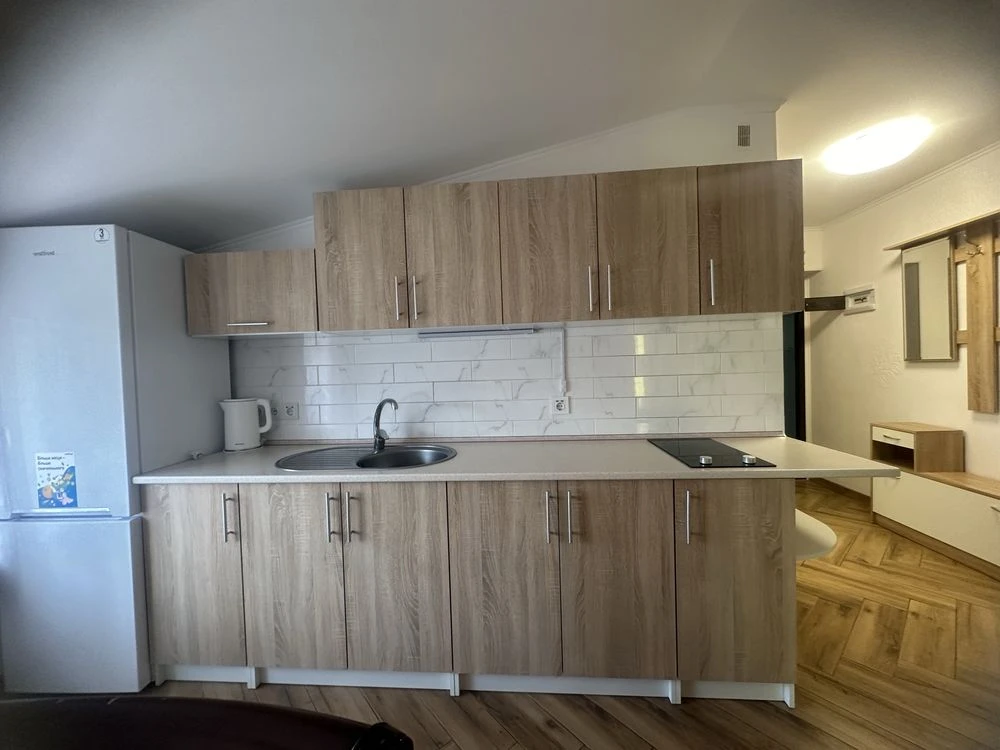 Sale of Euro-apartment on Шевchenko Street, city center 4/4