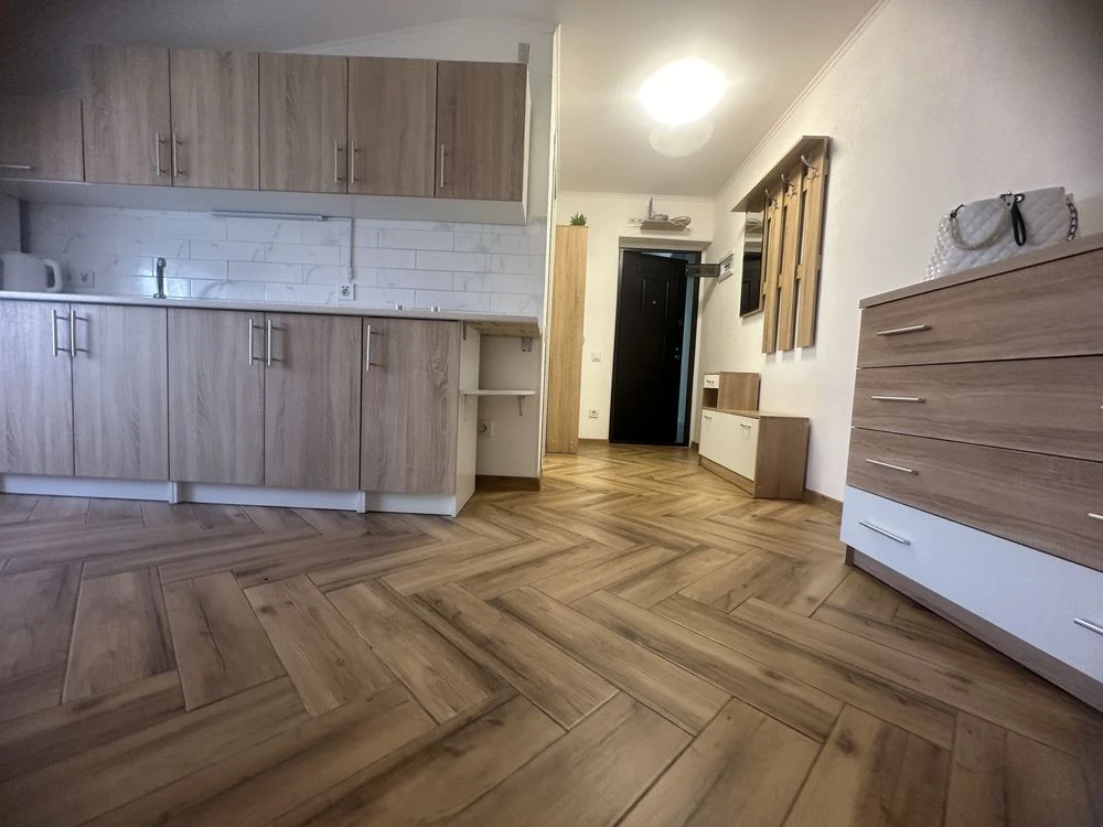 Sale of Euro-apartment on Шевchenko Street, city center 4/4