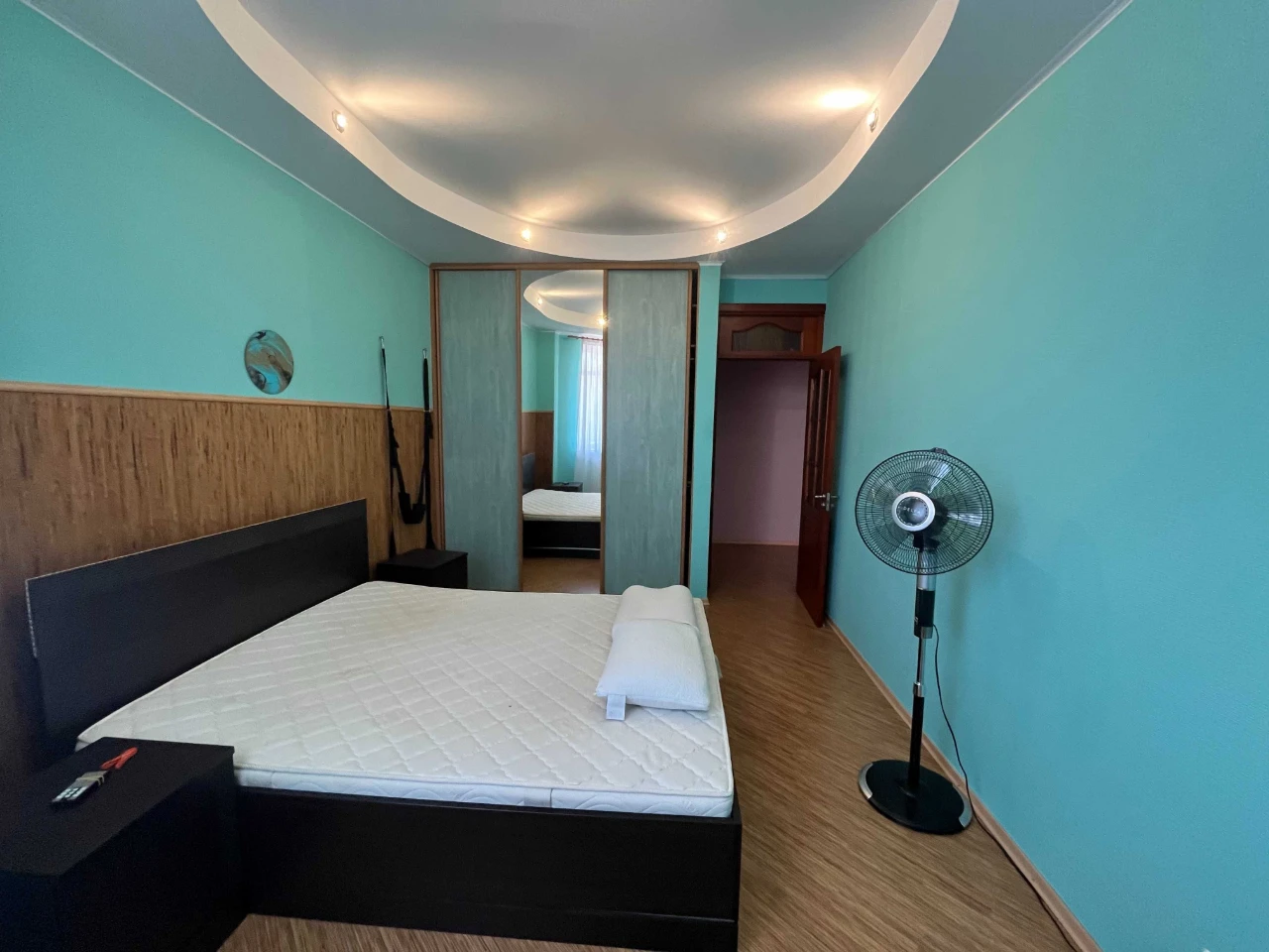 Продам  3-кім квартира 86м,вул.Ярослава Мудрого 90