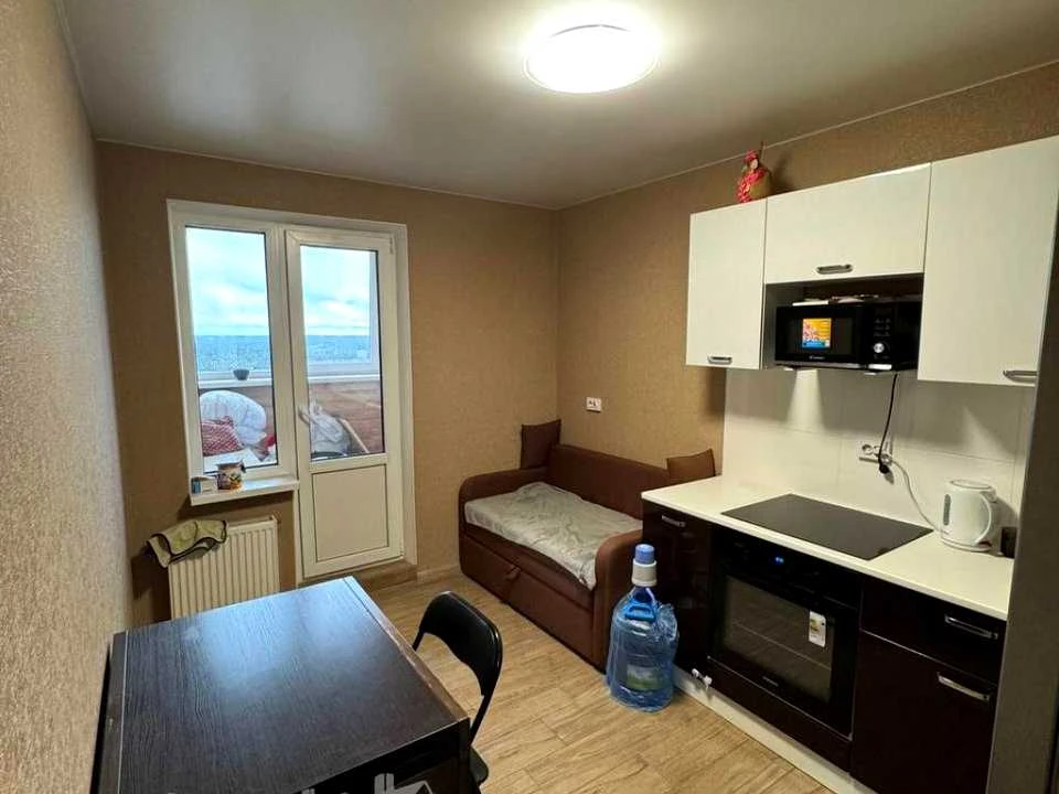 Apartment. Vasya Simonenko Street, Brovary.