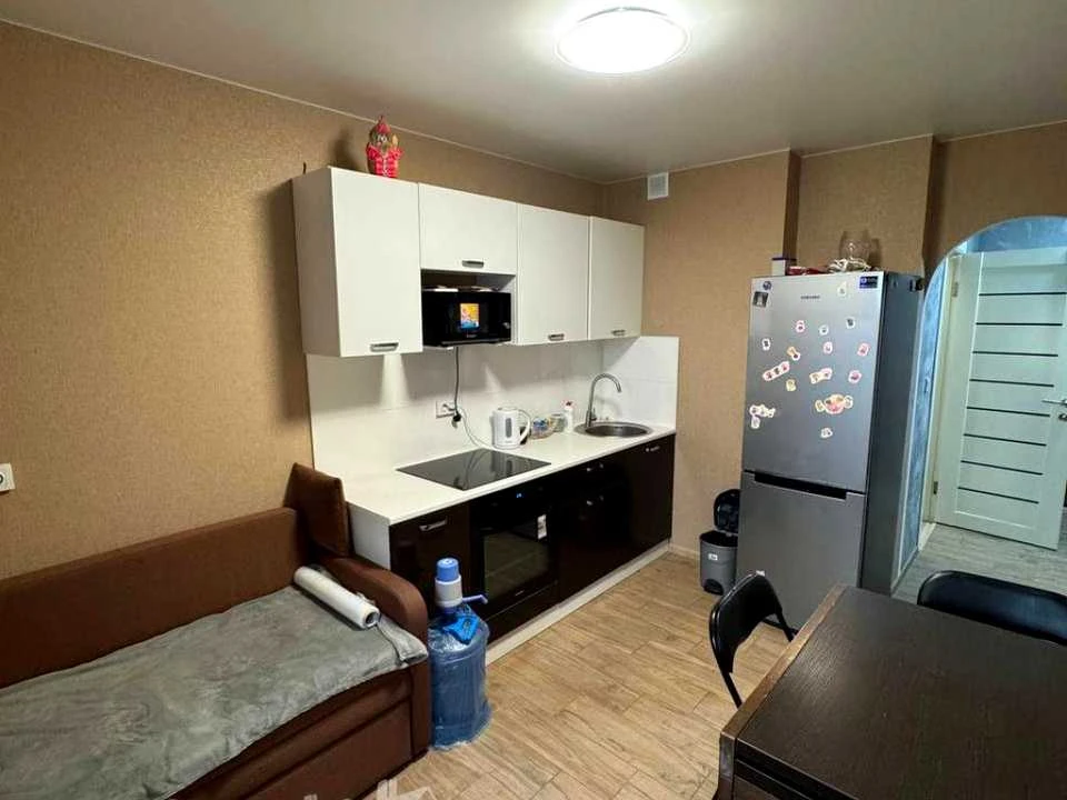 Apartment. Vasya Simonenko Street, Brovary.