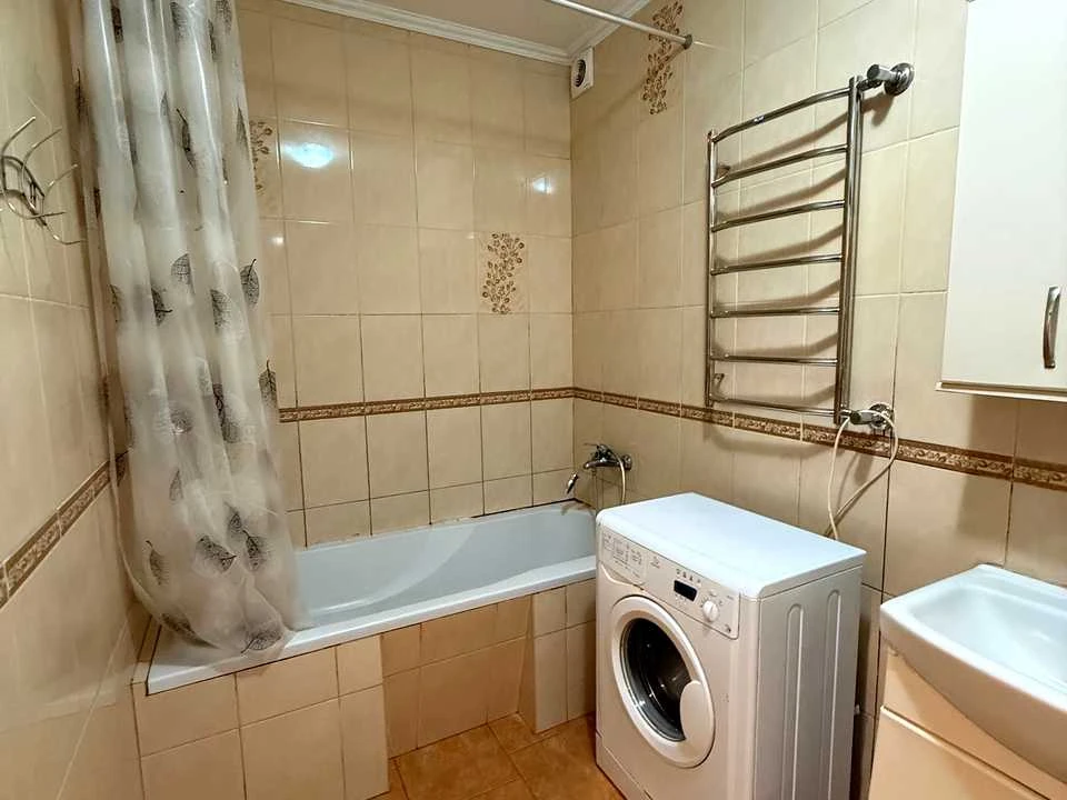 Apartment. Brovary, Michael Hrushevsky Street