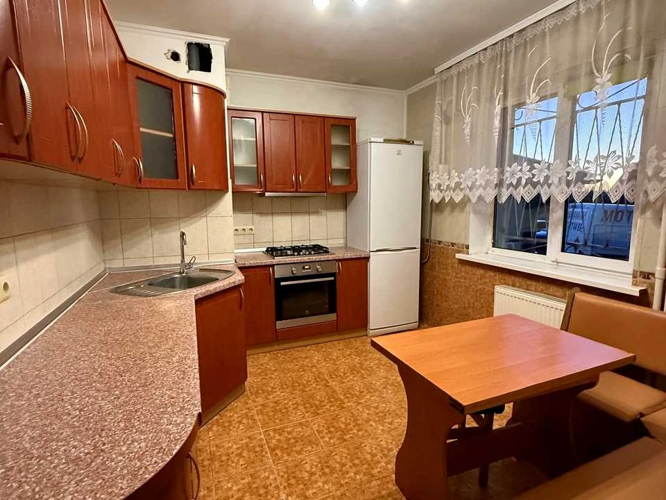 Apartment. Brovary, Michael Hrushevsky Street