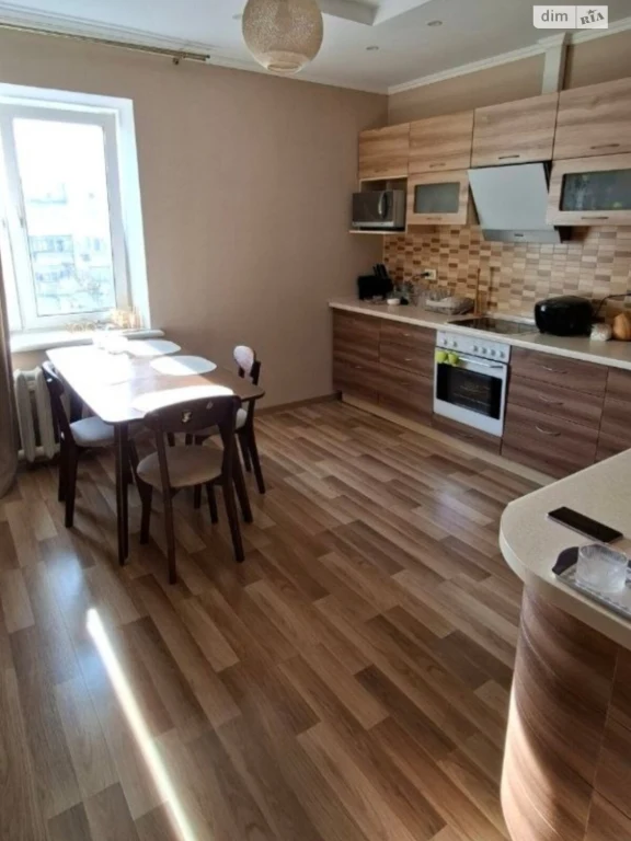 Продаж Квартира Масив