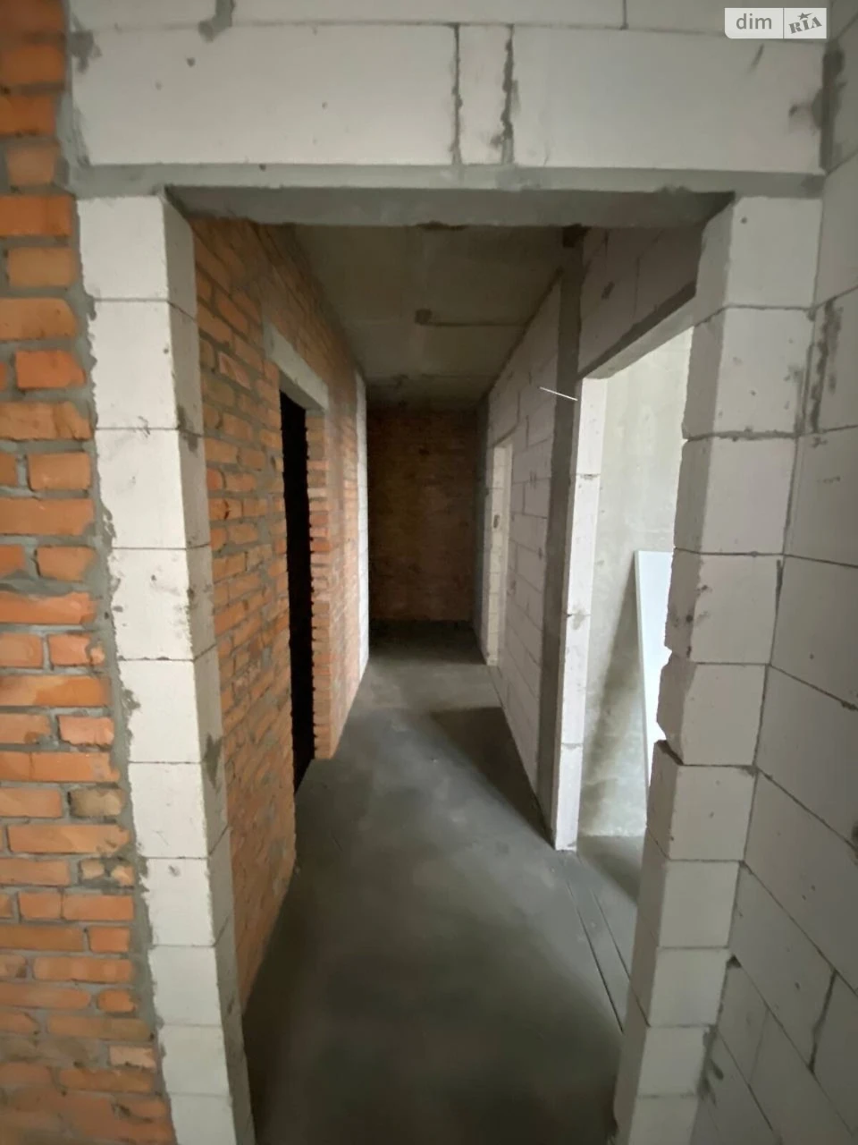 Продаж Квартира Масив
