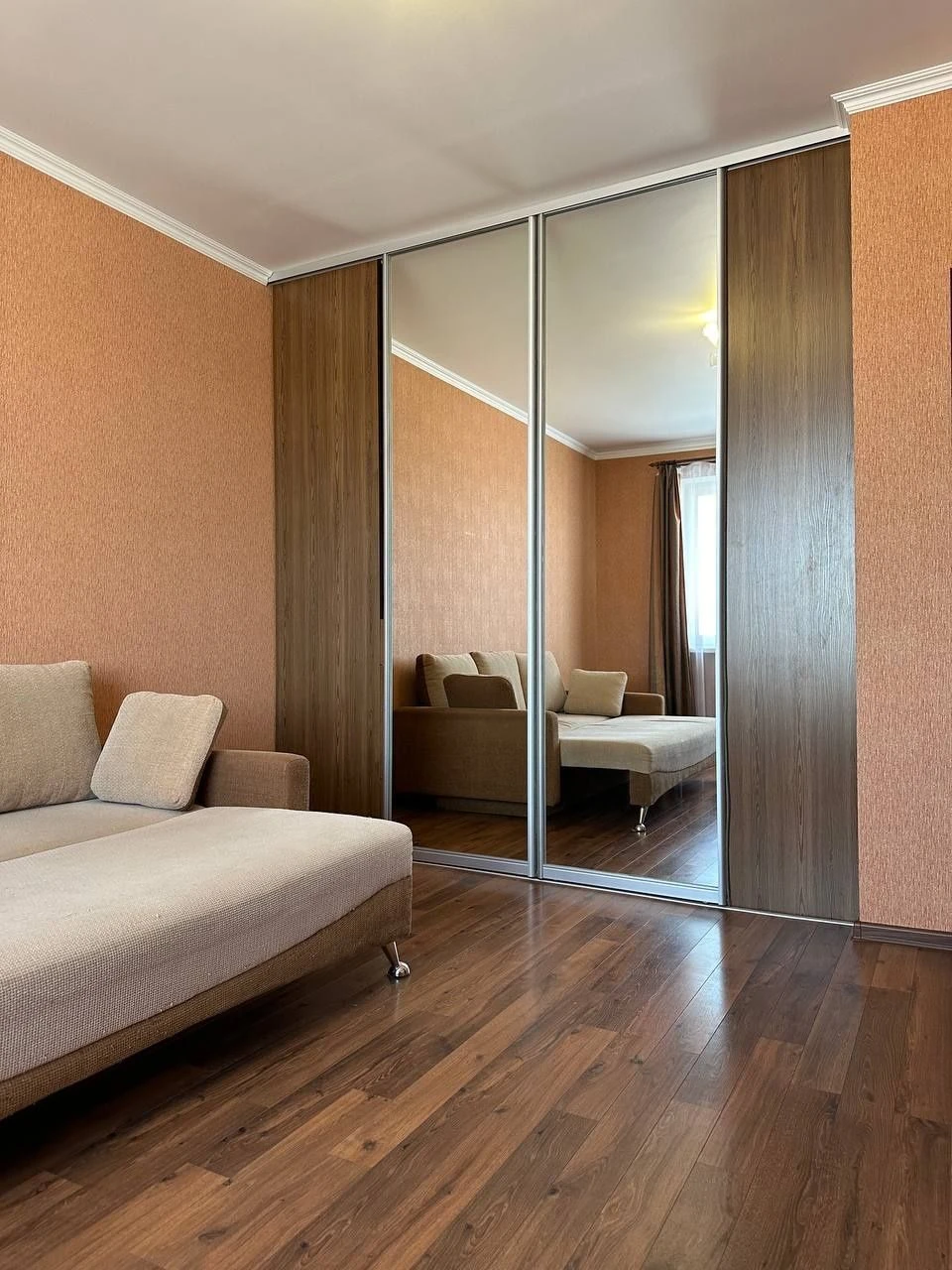 For Sale: Large 1-bedroom apartment in the Kupava residential complex with renovation and furniture!