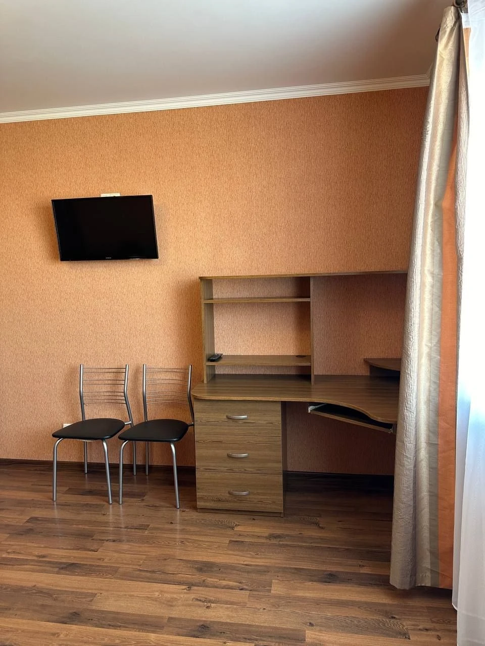 For Sale: Large 1-bedroom apartment in the Kupava residential complex with renovation and furniture!