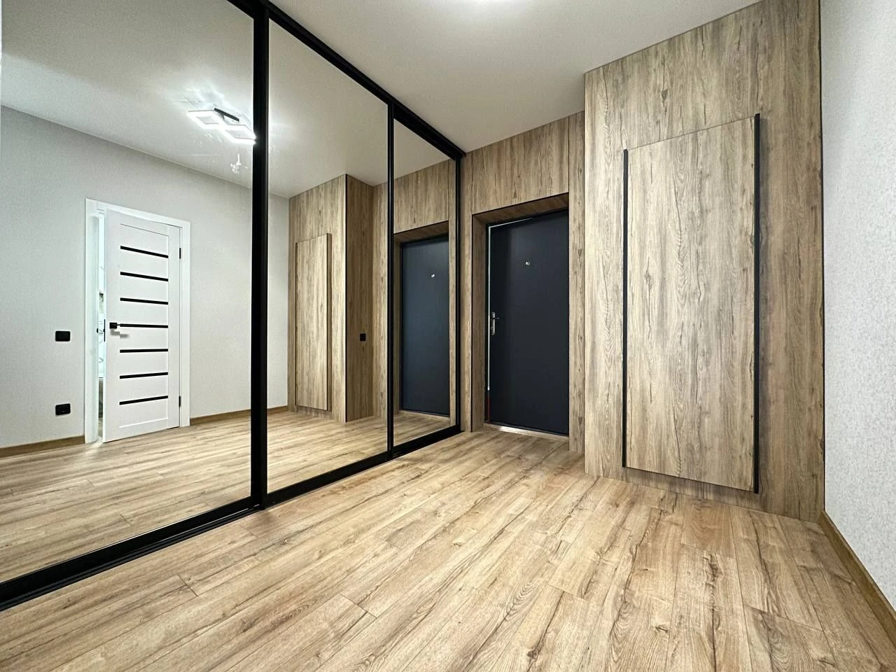 Apartment for sale: Euro 2+1 in a new building in Scandia, Brovary