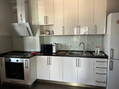 For sale 1-bedroom apartment on вул. Grushevsky 27 with renovation and furniture!