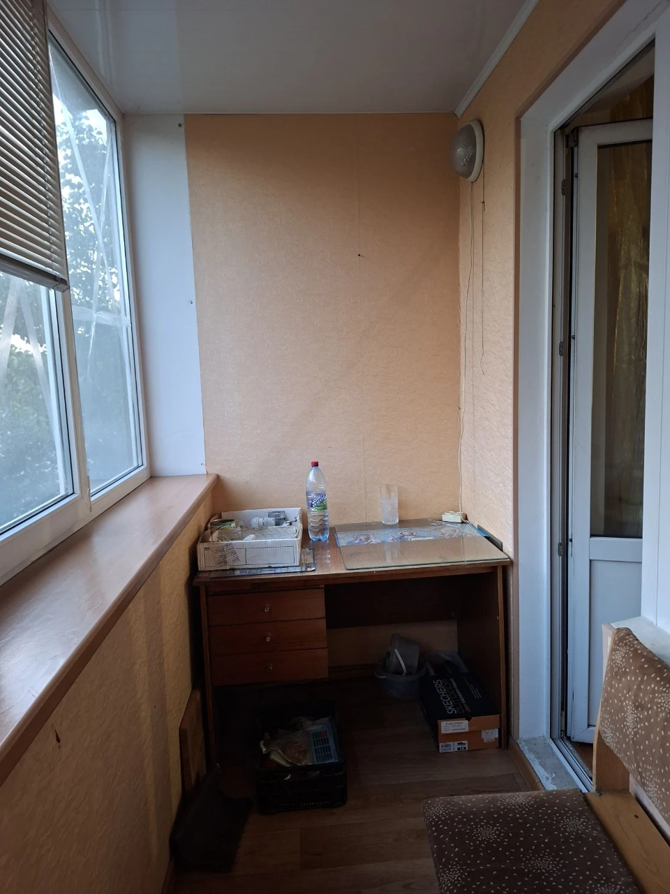 Sale of a 2-room apartment on Грушевського Street!