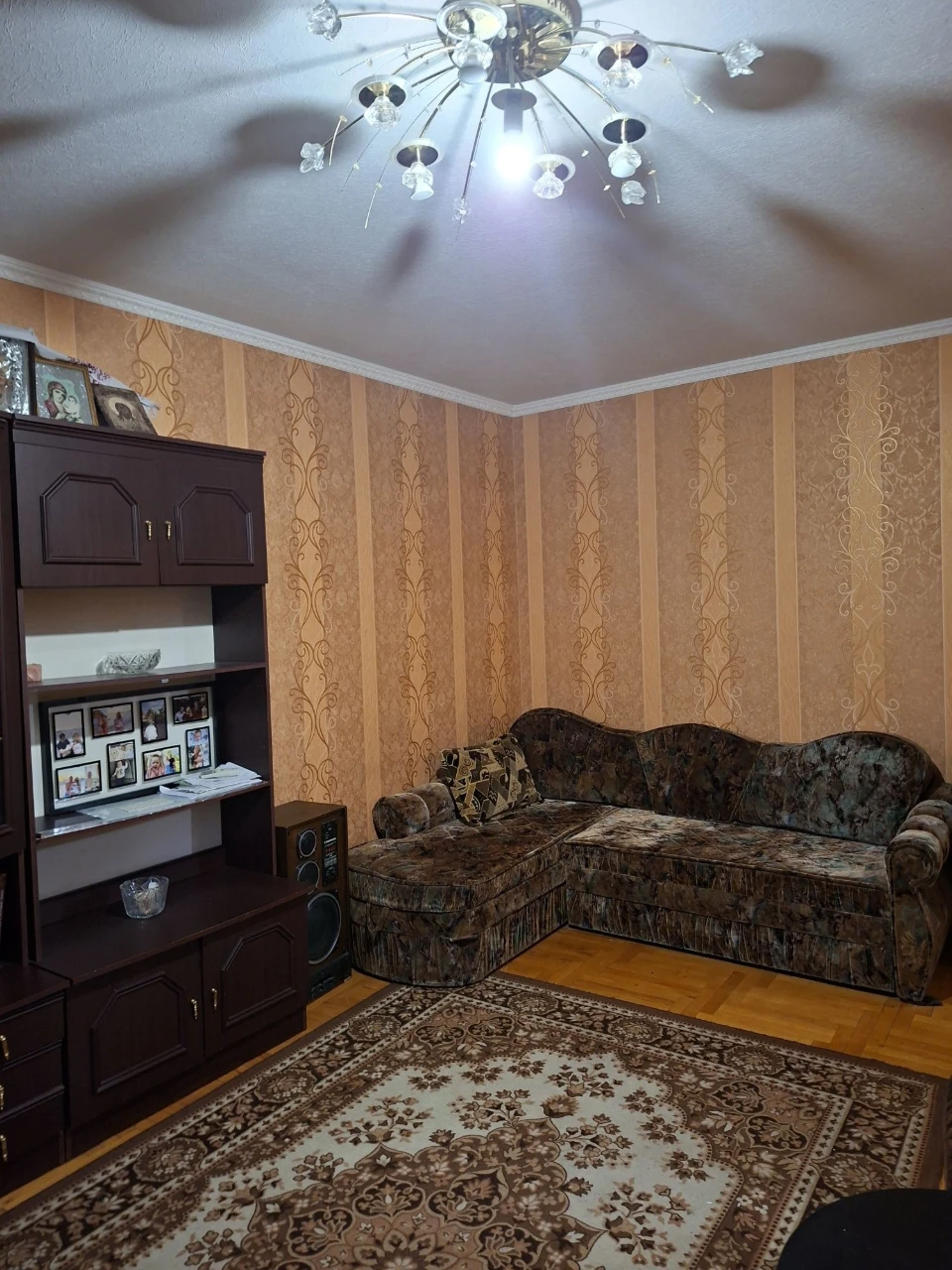 Sale of a 2-room apartment on Грушевського Street!