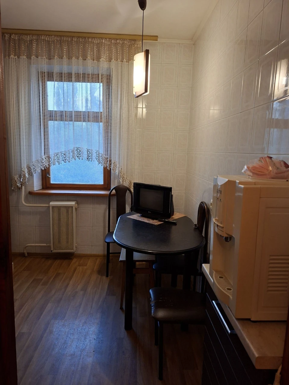 Sale of a 2-room apartment on Грушевського Street!