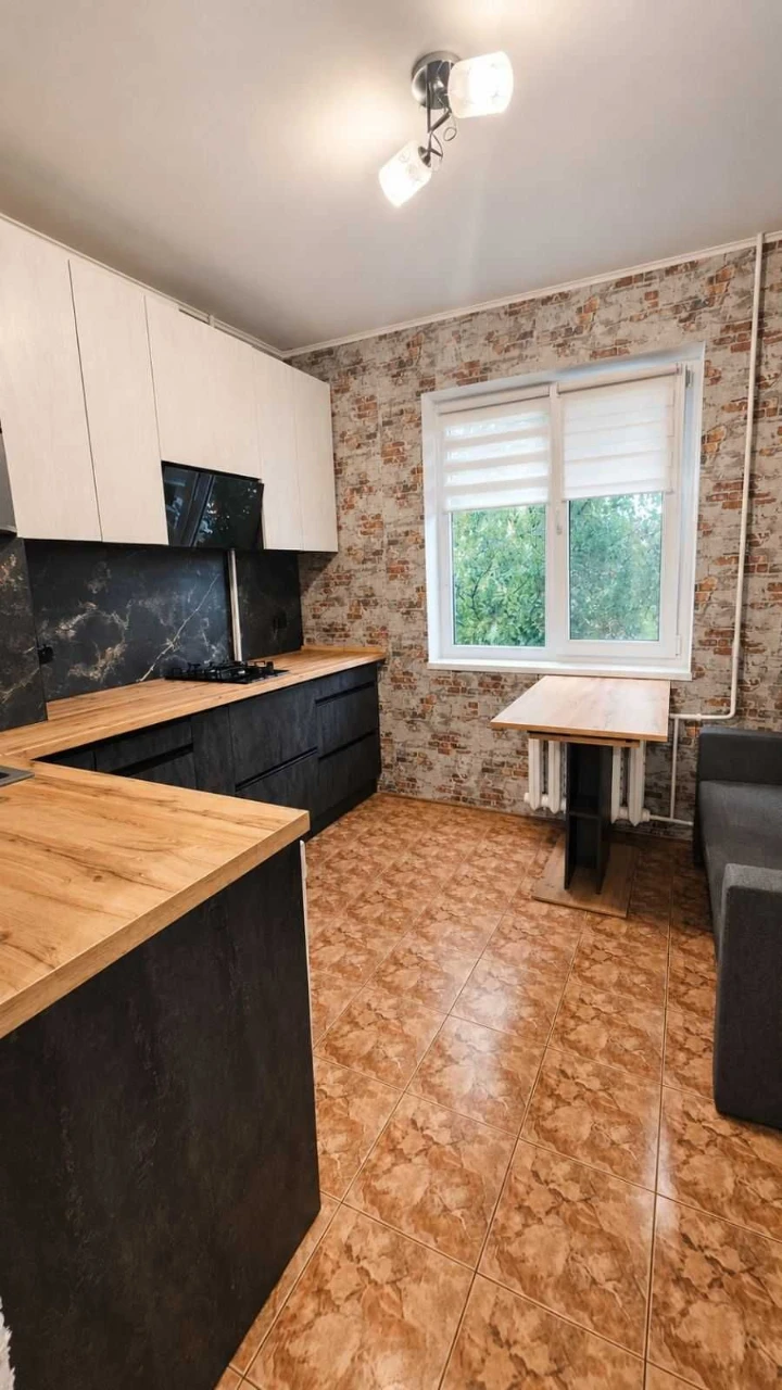 Продаж 1к квартири Незалежноті 6Б Бровари