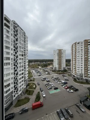 Spacious 3-bedroom Euro-style apartment for sale in Savanna Sity residential complex