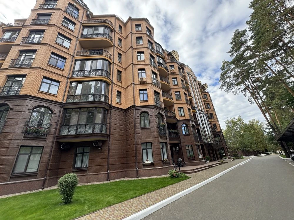 For Sale: 61 m2 Business Class Apartment in a Closed Residence