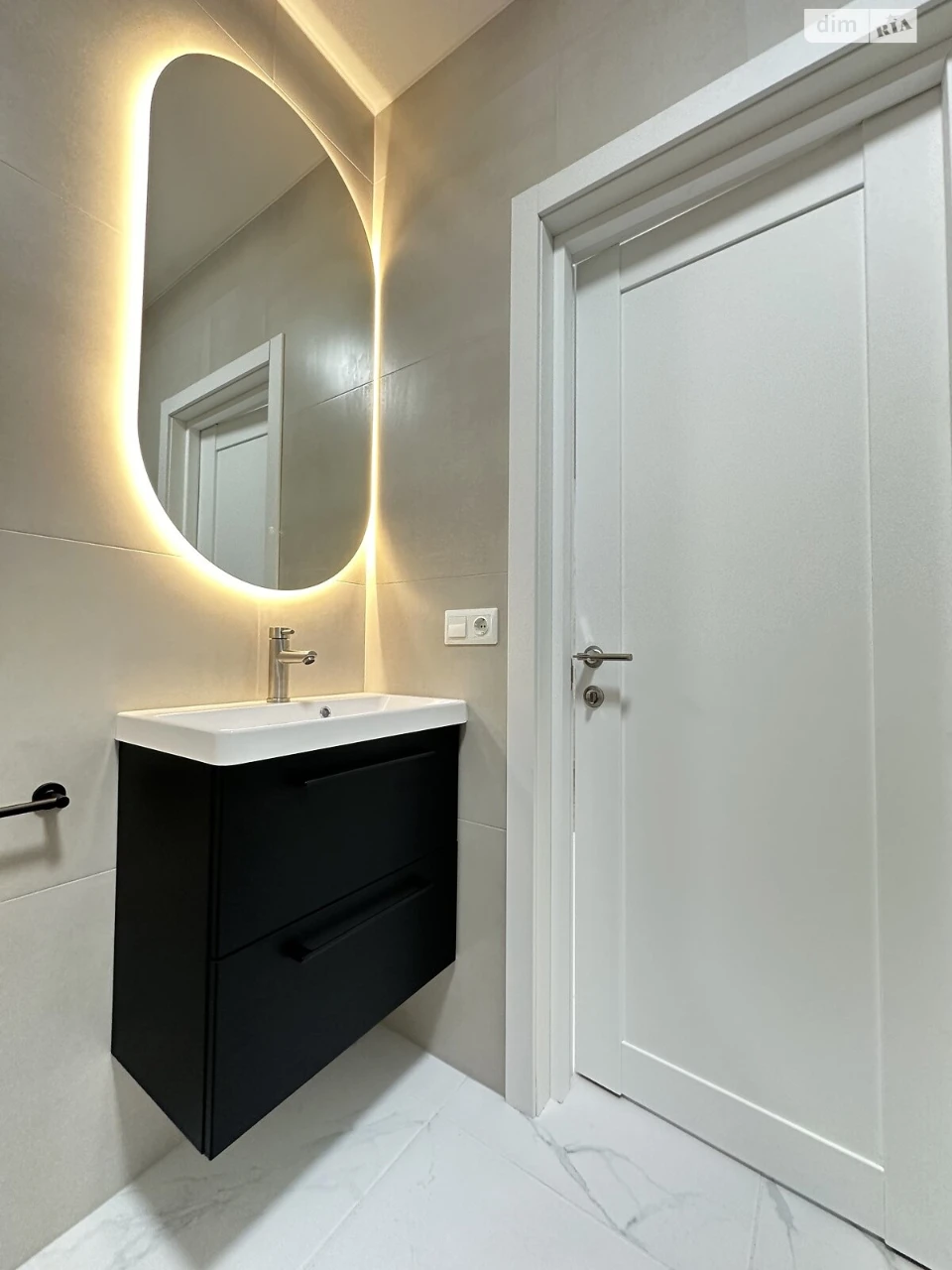 Sale Apartment in Kroyna Park 2