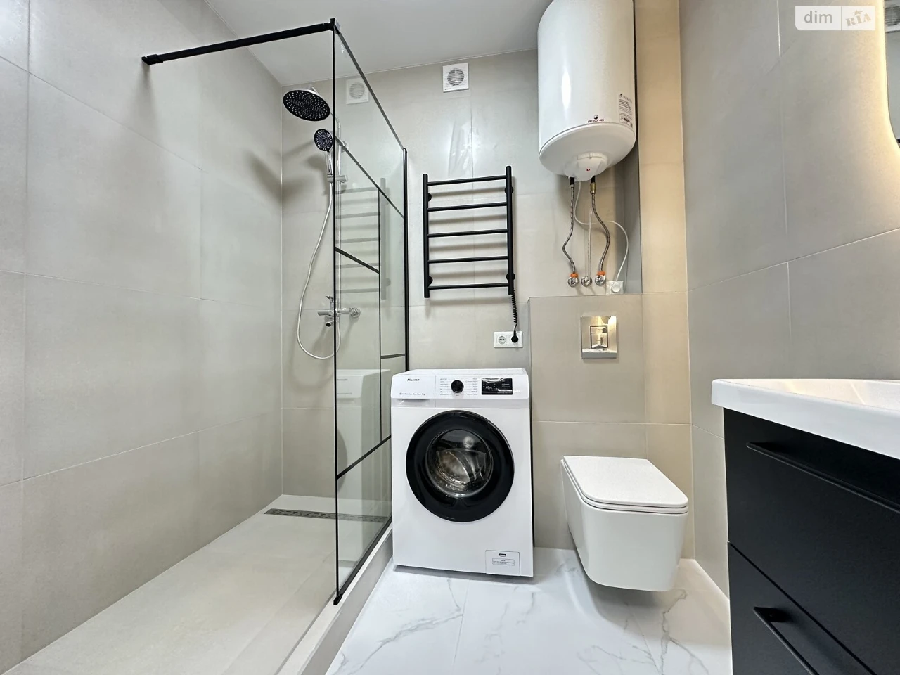 Sale Apartment in Kroyna Park 2