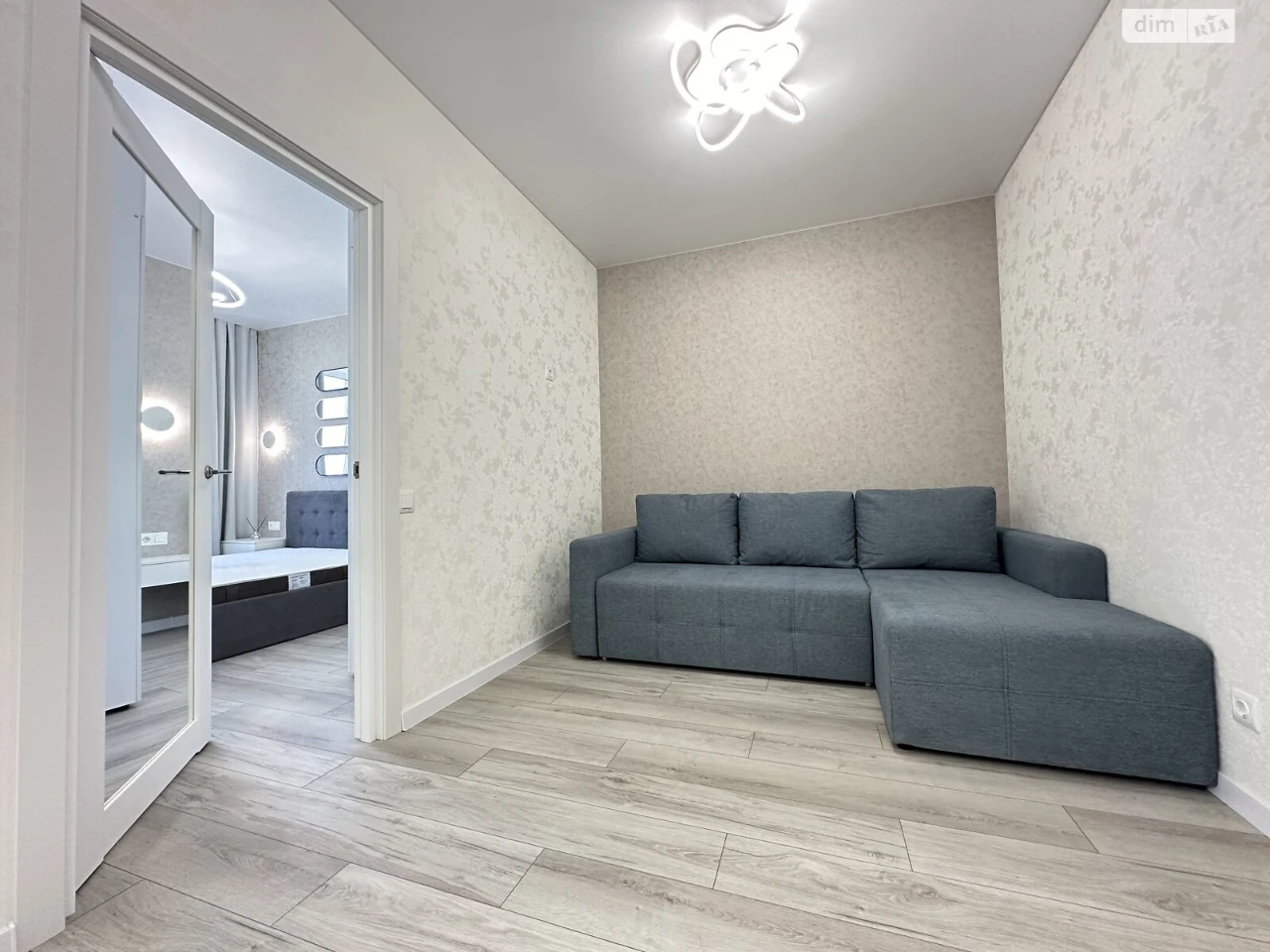 Sale Apartment in Kroyna Park 2