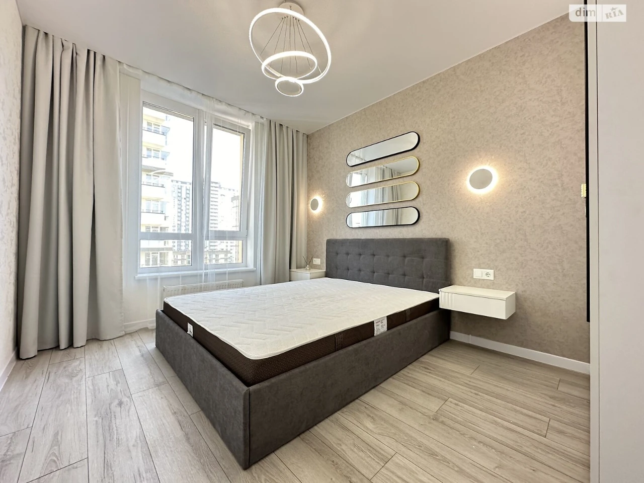 Sale Apartment in Kroyna Park 2