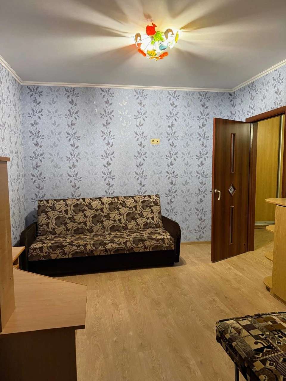 3-кімнатна квартира, район парку, вулиця Грушевського, 17Г, є газ, можливо