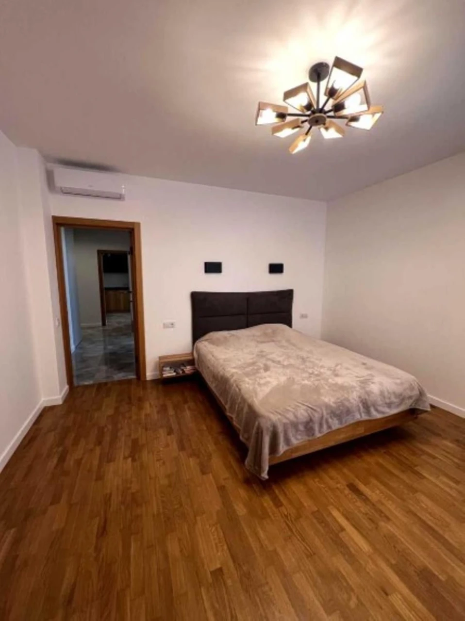 Продаж квартири 86 кв.м. в ЖК "Шоколад". Бровари, вул. Київська 265/3