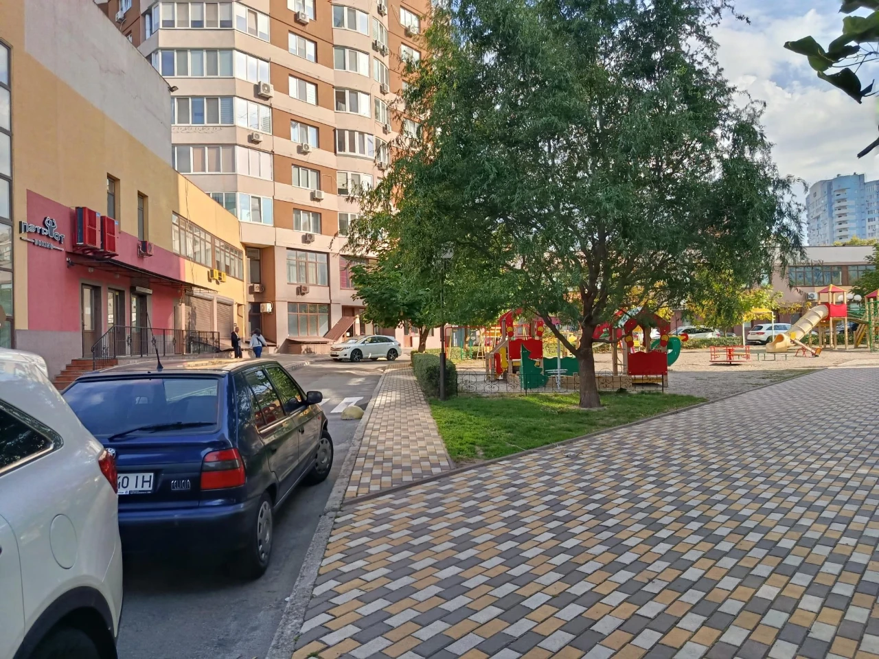 Продаж квартири 86 кв.м. в ЖК "Шоколад". Бровари, вул. Київська 265/3