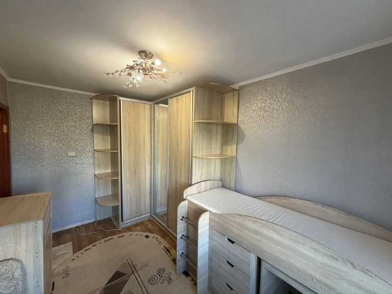 Sale of 1 room apartment - guest house in the city center