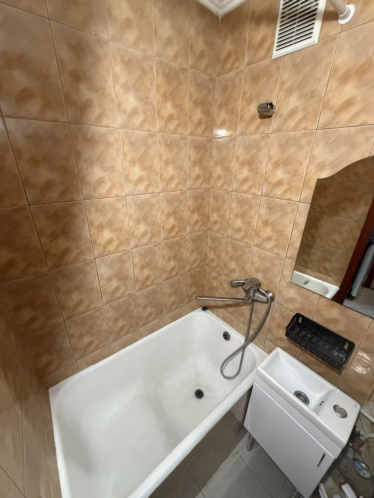 Sale of 1 room apartment - guest house in the city center