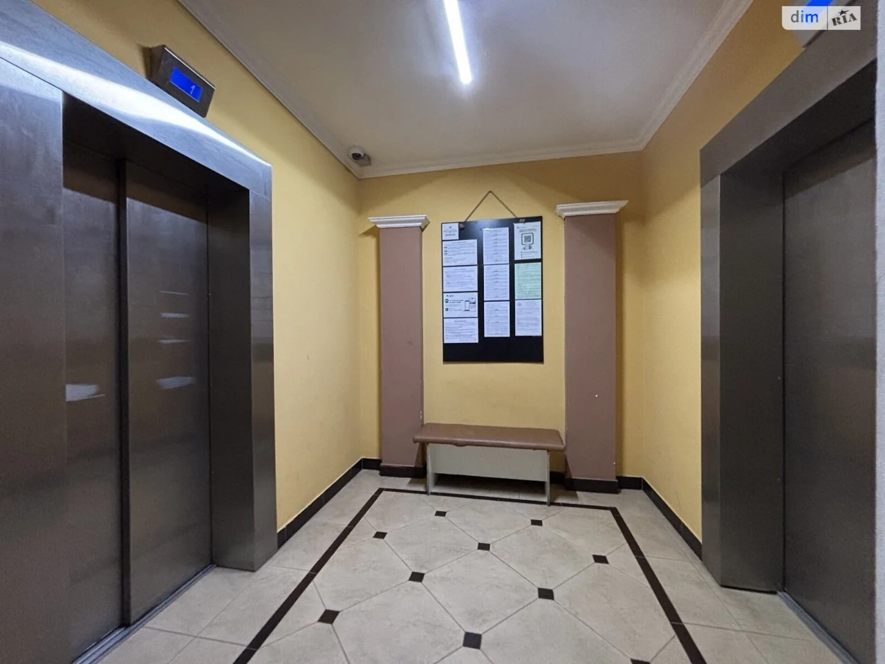 Продаж Квартира Масив
