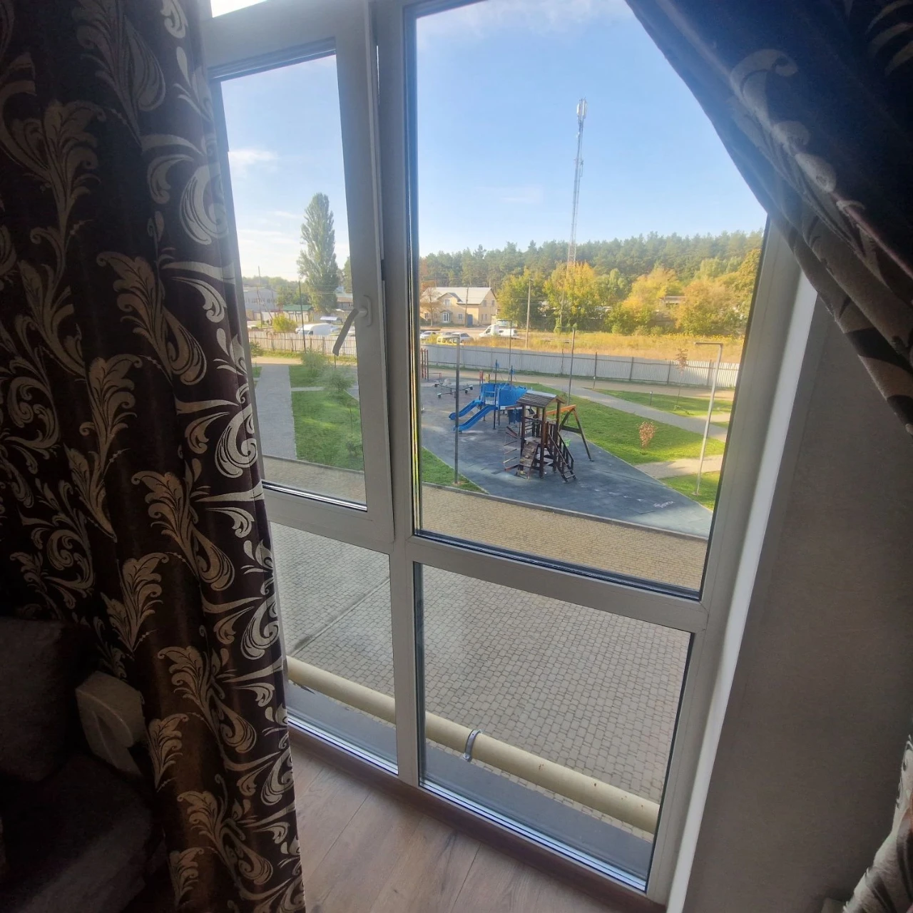Owner. Selling a fully furnished one-bedroom apartment in the "Skandia" residential complex