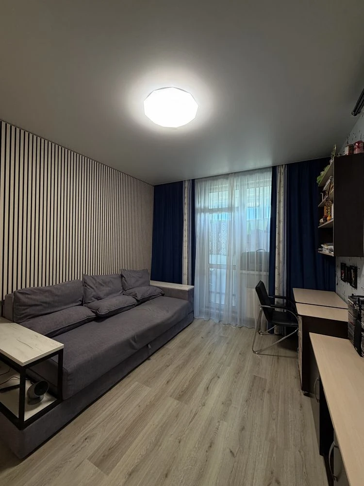 Sale of a 2-bedroom apartment in the "Lesovy Kvartal" residential complex.