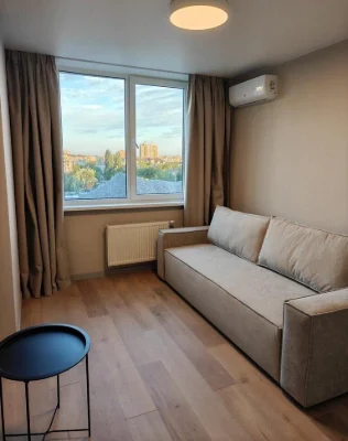 Sale of 2-room apartment with renovation in the Atlant residential complex in Brova.