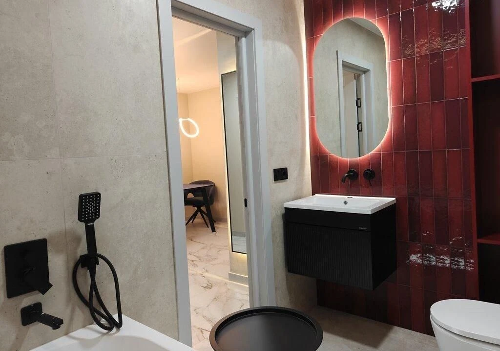 Sale of 2-room apartment with renovation in the Atlant residential complex in Brova.