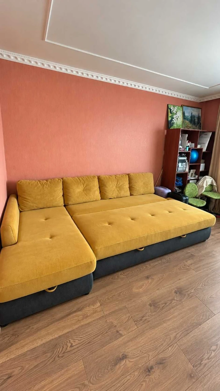 Sale of a 3-bedroom apartment. BROVAR, Yaroslav Mudroho 28